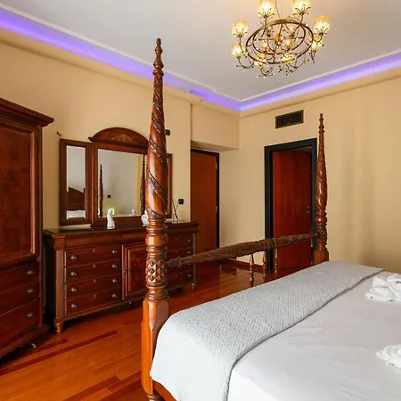 Aegea * カラマタ